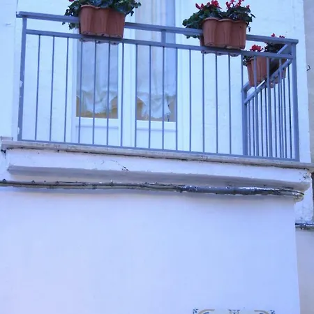 Bed & Breakfast Le Stanze Di Mavi 3*